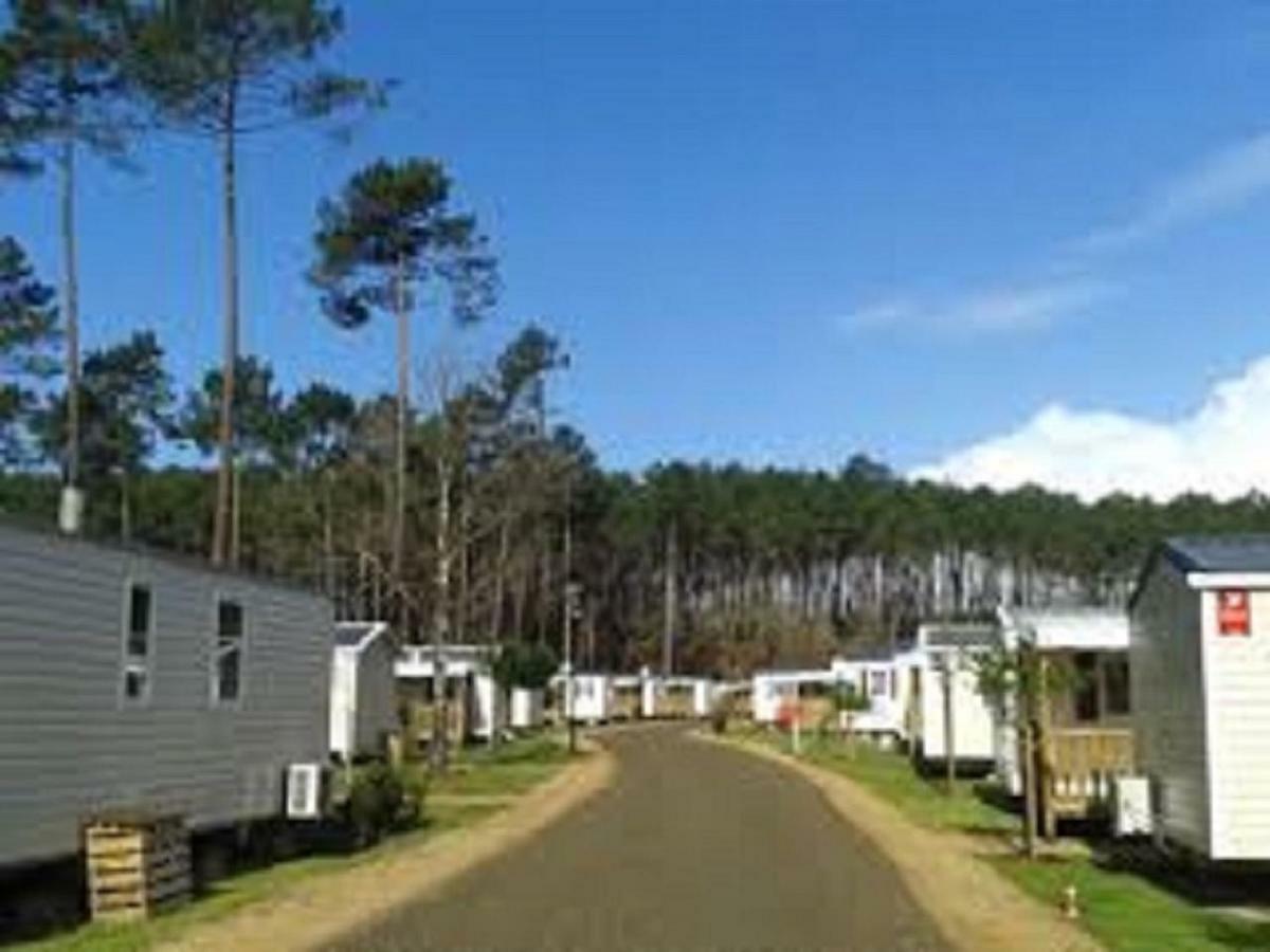 Mobilhome Saint Julien En Born Exterior photo